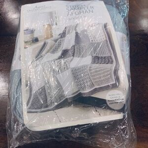 Premier Anti Pilling Everyday Worsted Solid Yarn Snow White Lot of 4 Steel